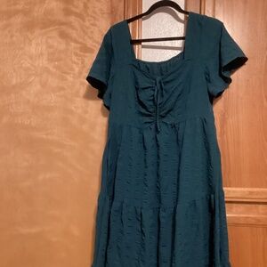Bloomchic tiered dress, dark blue/green, size 10, NWT